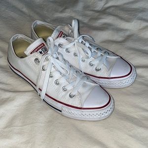 White Converse Low Top size 7